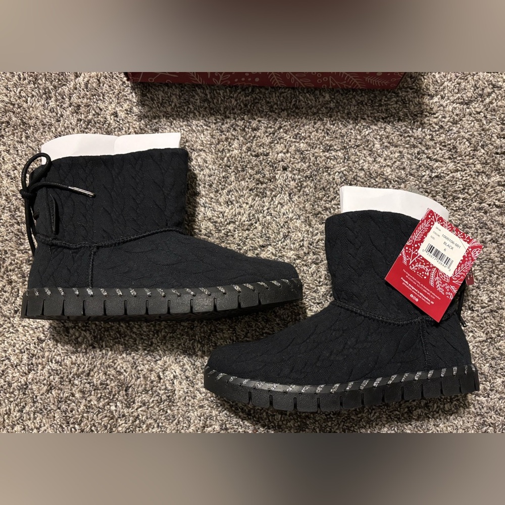 Muk Luks Cable Knit Boots